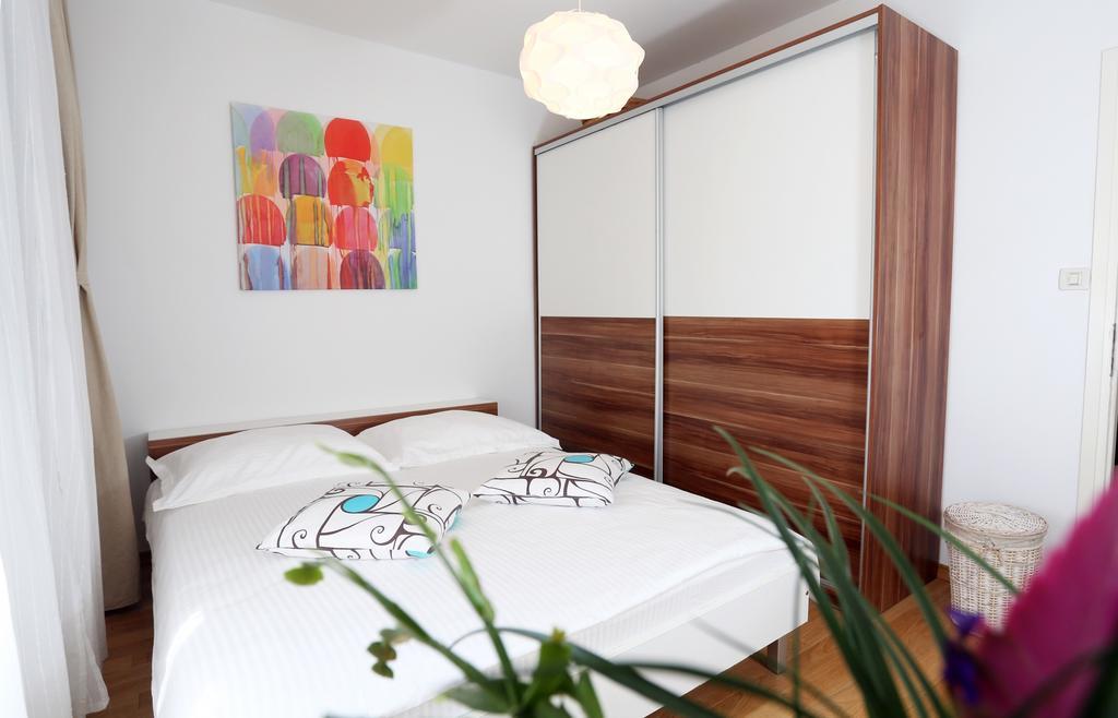 Apartment Peni สปลิท ภายนอก รูปภาพ